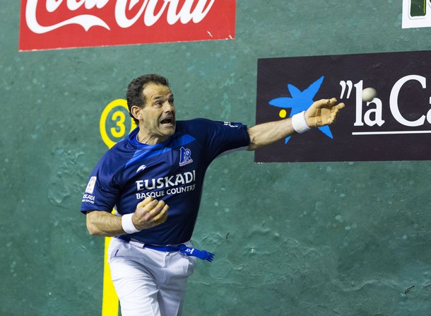 Titín se despide del Ogueta con Frontón